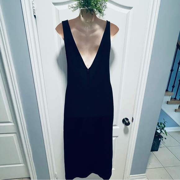 🌸3 for $30 H&M Black Dress long sleeveless Mesh details Size 4 - Picture 10 of 17